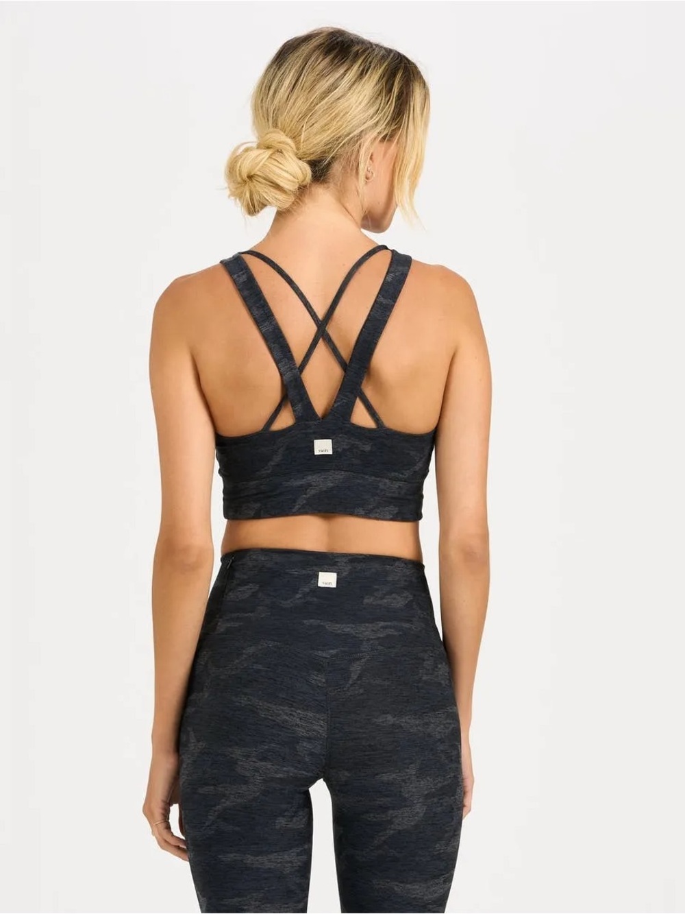 Vuori Elevation Sports Bra in Black Camo Size XS